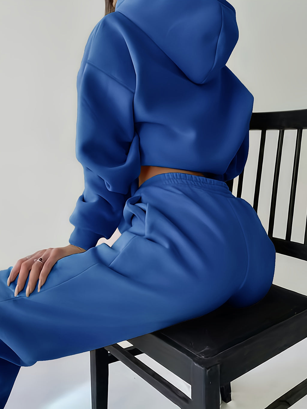 Conjunto Casual para Mujer – Sudadera con Estampado de Letras y Pantalón a Juego