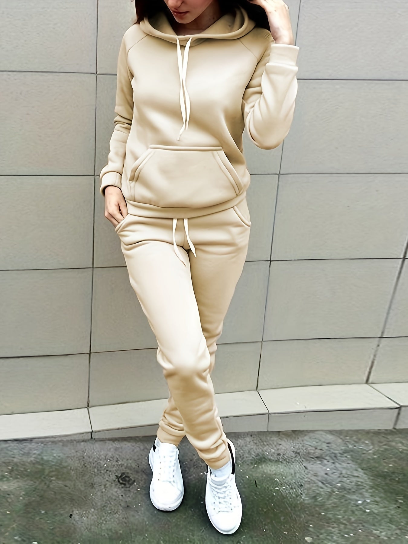 Set Deportivo de Sudadera y Pantalón para Mujer – Cómodo, Casual y Perfecto para Invierno