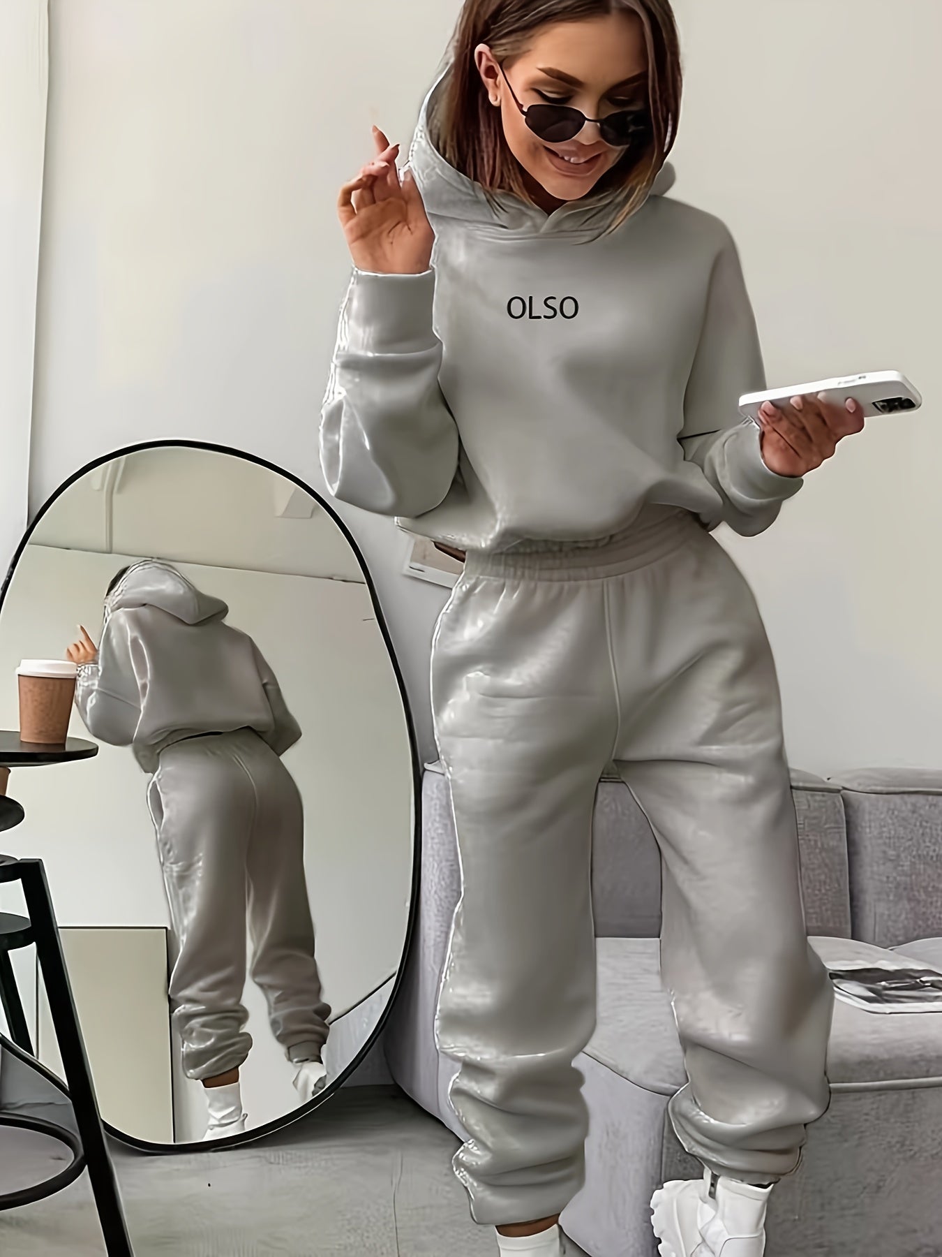 Conjunto Casual para Mujer – Sudadera con Estampado de Letras y Pantalón a Juego