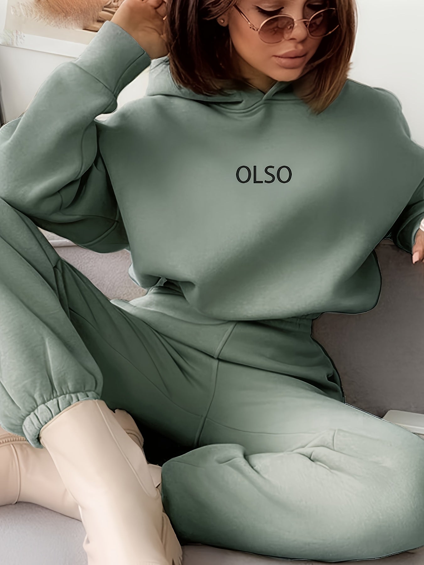 Conjunto Casual para Mujer – Sudadera con Estampado de Letras y Pantalón a Juego